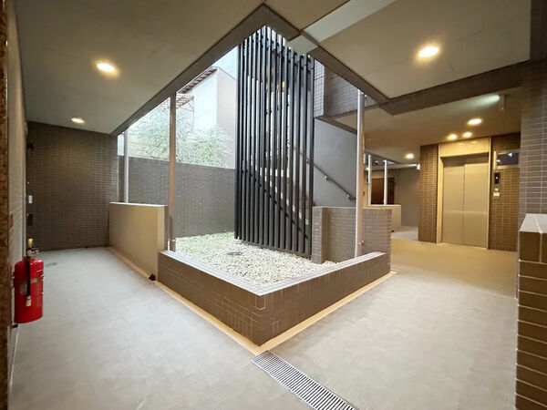 【リソシエラグジェ御所西】共用部分