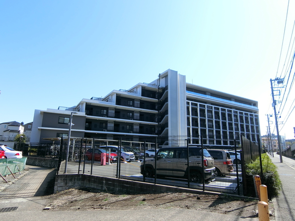 【シティハウス横濱片倉町ステーションコート】外観