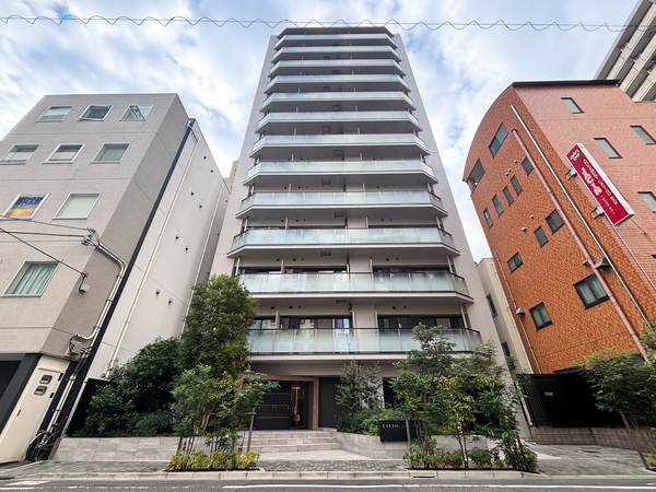 【リビオレゾン綾瀬ステーションプレミア】外観