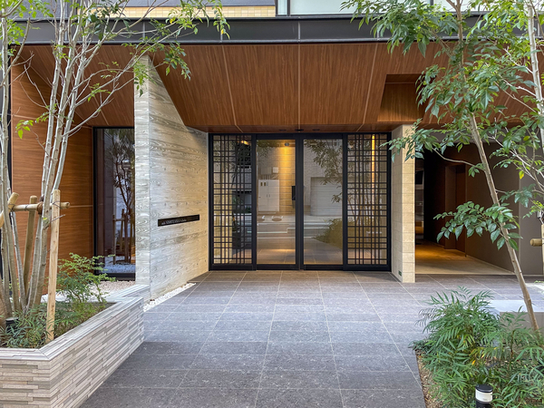 【アウラ西天満三丁目】エントランス