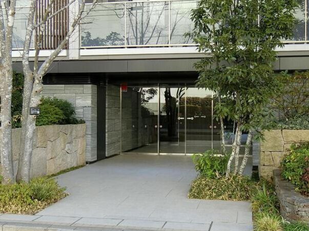 【クリオ横濱綱島】エントランス