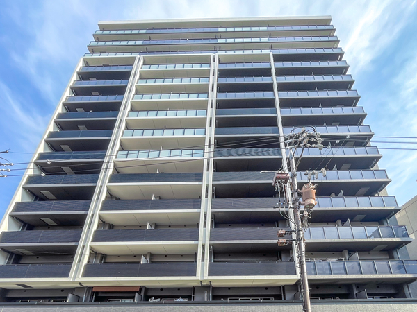 【プレサンスロジェ栄パークサウス】外観