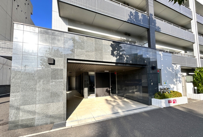 【クリーンリバーフィネス桑園西ステーションプレイス】エントランス
