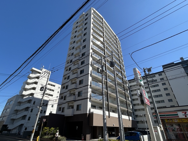 【ブランズ平岸駅前】外観2