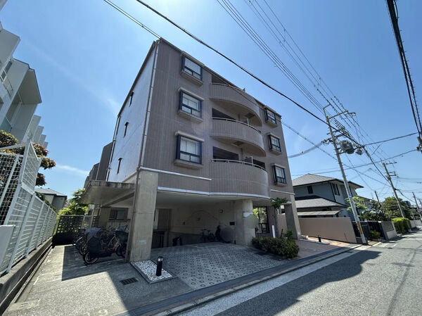 【CORE芦屋呉川】外観