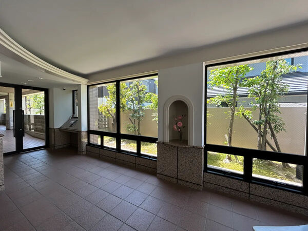 【CORE芦屋呉川】エントランス