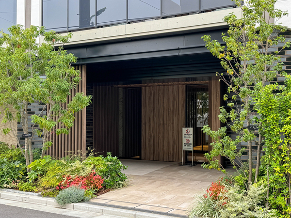 【デュオヒルズ武蔵新田】エントランス