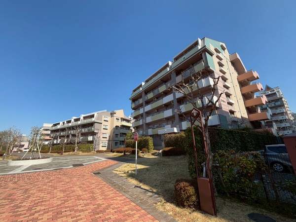 【南大沢学園三番街1号棟】外観