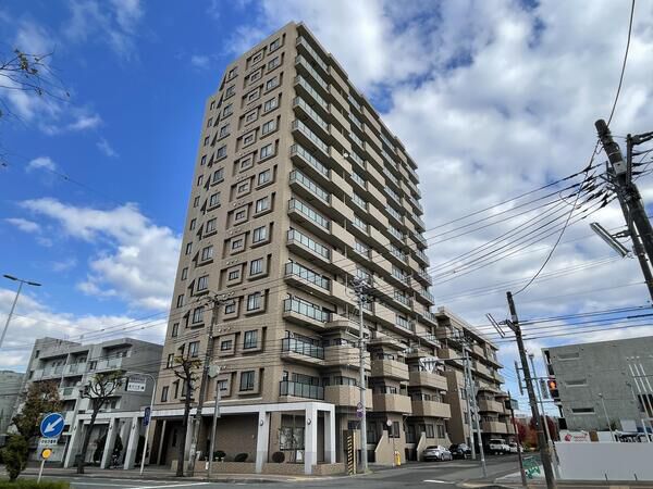 ライフコート平岸通学園前 1枚目 ライフコート平岸通学園前