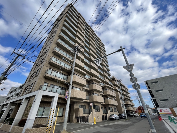 ライフコート平岸通学園前