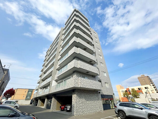 【ヴィラ・ルーチェⅠ稲積公園】外観 【ヴィラ・ルーチェⅠ稲積公園】外観