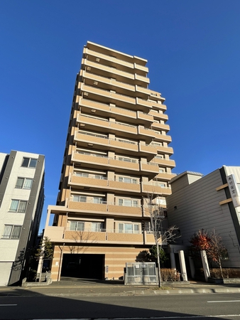ロジェ北1条