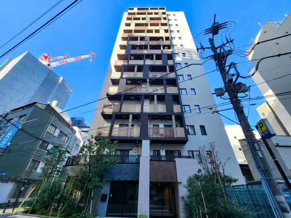 【サンウッドフラッツ神田神保町】外観