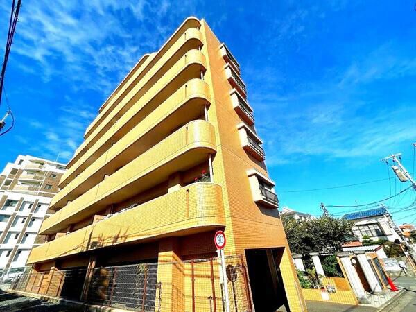 【ダイアパレスレイクビュー井尻】外観1