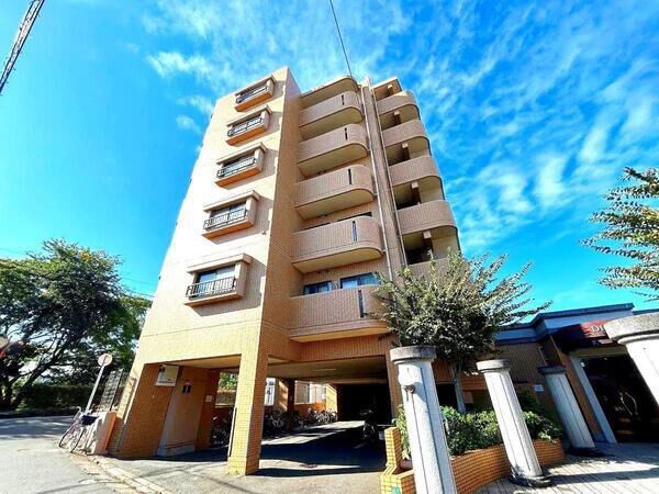 【ダイアパレスレイクビュー井尻】外観2