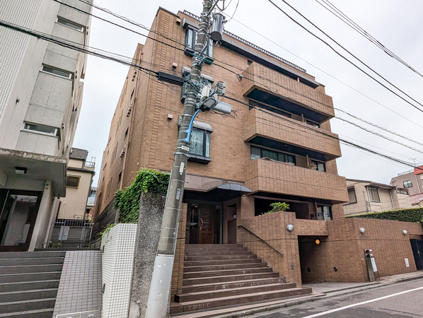 【エクセラーアビタ四谷】外観