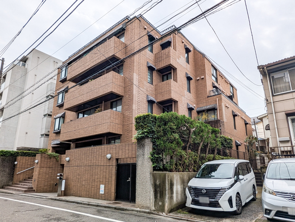 【エクセラーアビタ四谷】外観