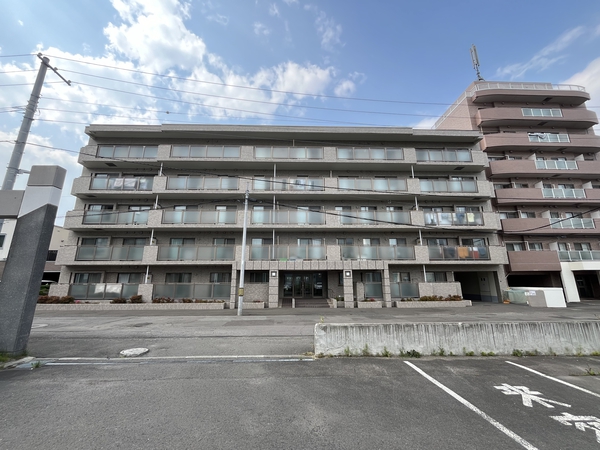 【山鼻パークマンション】外観