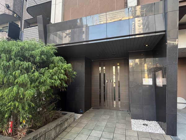 【クリスタルブライト谷町】エントランス