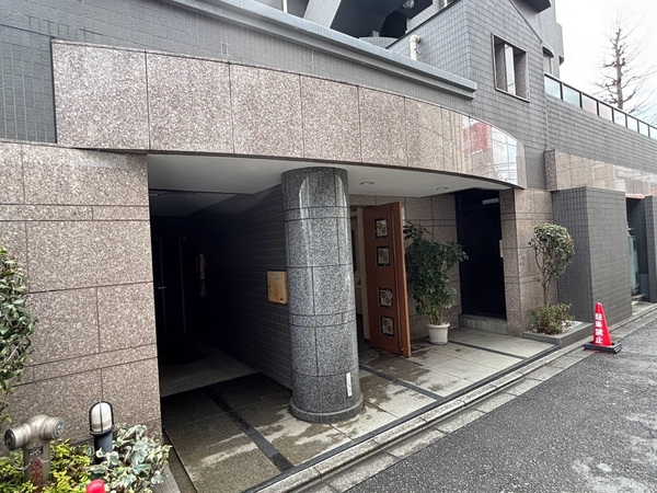 【プレステージ淵野辺】エントランス