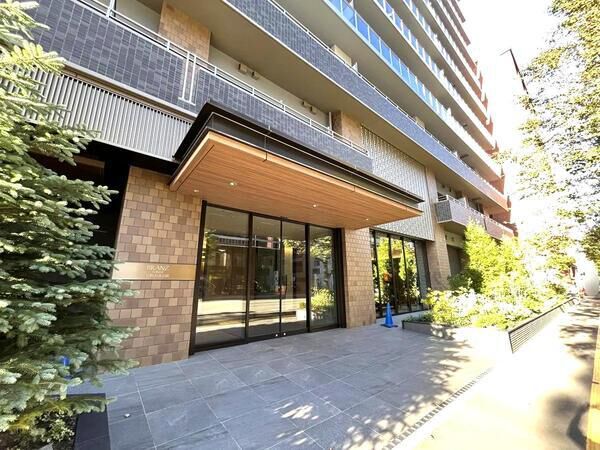 【ブランズタワー札幌大通公園】エントランス