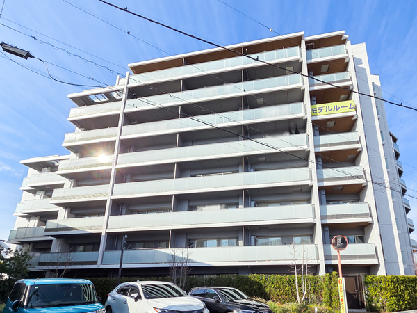 【プレシス朝霞台ソルティエ】外観