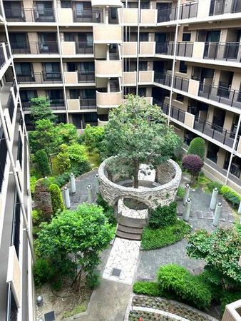 【コスモ芦屋川シーサイドテラス】共用部分(中庭) 【コスモ芦屋川シーサイドテラス】共用部分(中庭)