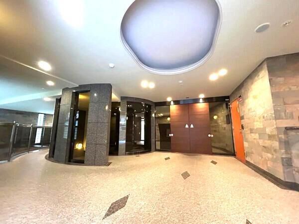 【コスモ芦屋川シーサイドテラス】エントランス1 【コスモ芦屋川シーサイドテラス】エントランス1