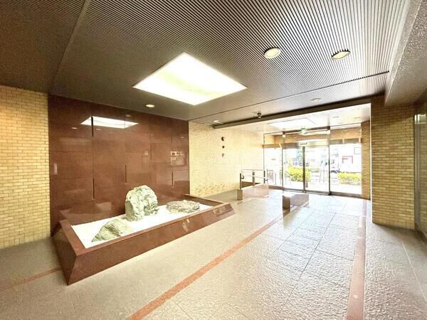 【ダイアパレス八事隼人池】エントラン1 【ダイアパレス八事隼人池】エントラン1