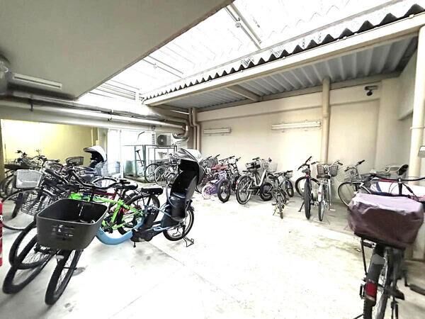 【ダイアパレス八事隼人池】共用部分(駐輪場) 【ダイアパレス八事隼人池】共用部分(駐輪場)