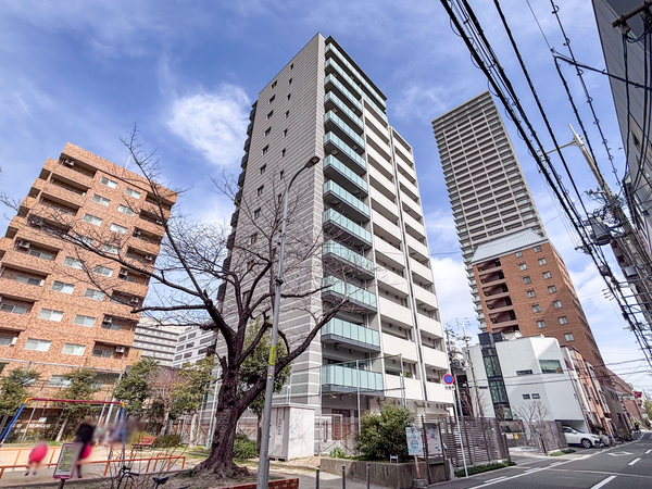 【ローレルコート上本町7丁目南館】外観