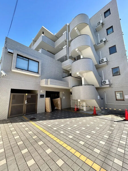 【セントエルモお花茶屋】外観