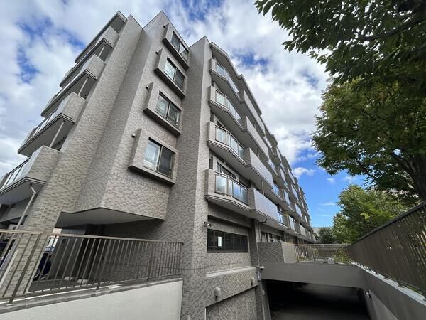 【ステイツ伏見15条】外観 【ステイツ伏見15条】外観