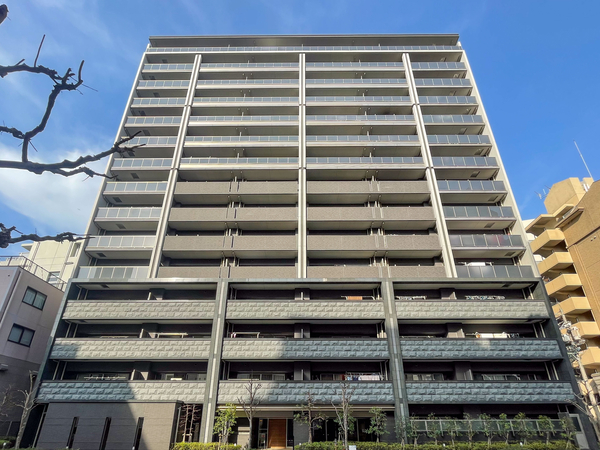 【プレサンスグラン泉】外観