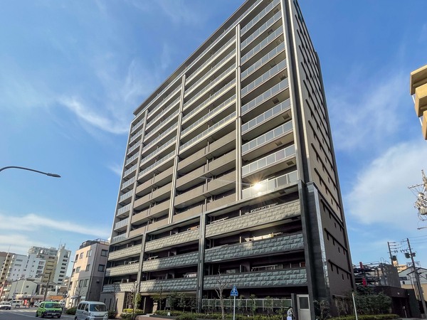 【プレサンスグラン泉】外観