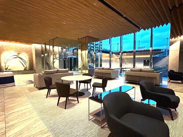 【ブランズ千代田富士見】ロビー 【ブランズ千代田富士見】ロビー