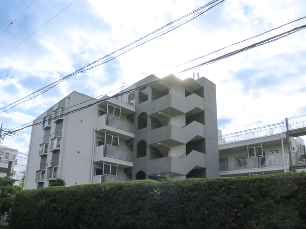 【アルファステージ成城通り】外観