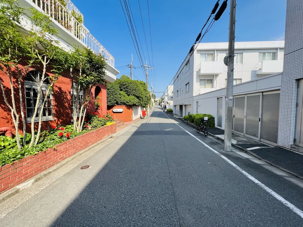 【ドルチェ大森山王】前面道路