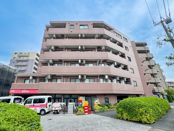 【ロイヤルガーデン千鳥町】外観