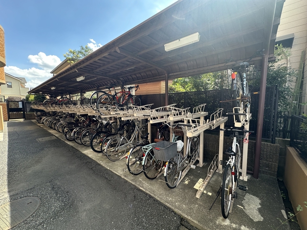 【ダイアパレス大宮大成】駐輪場