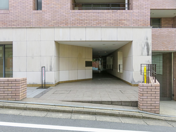 【フォルム下北沢】エントランス 【フォルム下北沢】エントランス