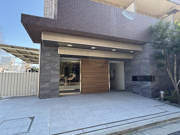 【パレステージ光が丘ナチュラコート】エントランス