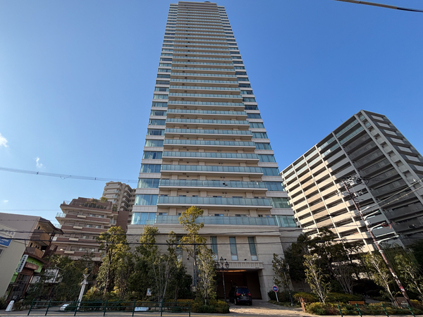 【リバーガーデンタワー上町台筆ヶ崎】外観