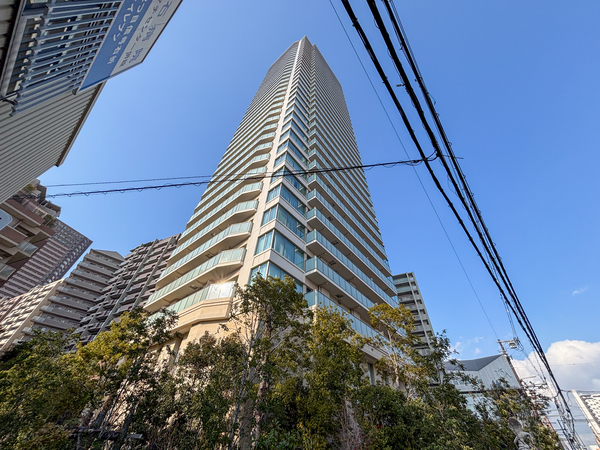 【リバーガーデンタワー上町台筆ヶ崎】外観