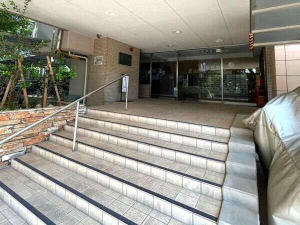 【ライオンズマンション瑞穂公園】エントランス1 【ライオンズマンション瑞穂公園】エントランス1