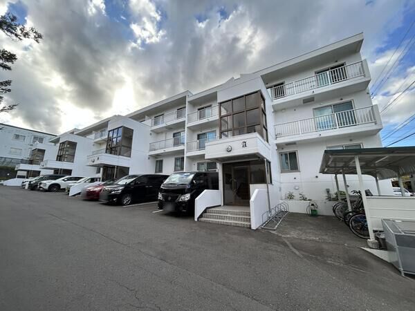 【ナカビシグランドハイツ宮の丘】外観