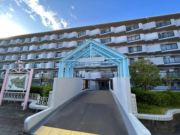 【サザンヒルズ学園前】外観（3番館）