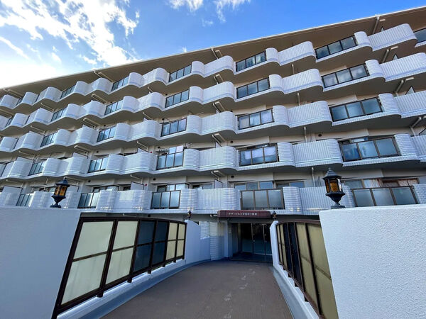 【サザンヒルズ学園前】外観（3番館）