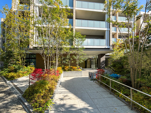 【Brillia宮前平Hillside】エントランス