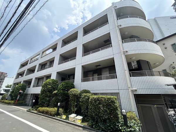 アールブラン目黒青葉台 2枚目 アールブラン目黒青葉台